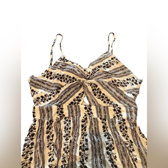 Cupshe Floral & Stripe Front Twist Sleeveless Maxi Dress - Picture 5 of 9